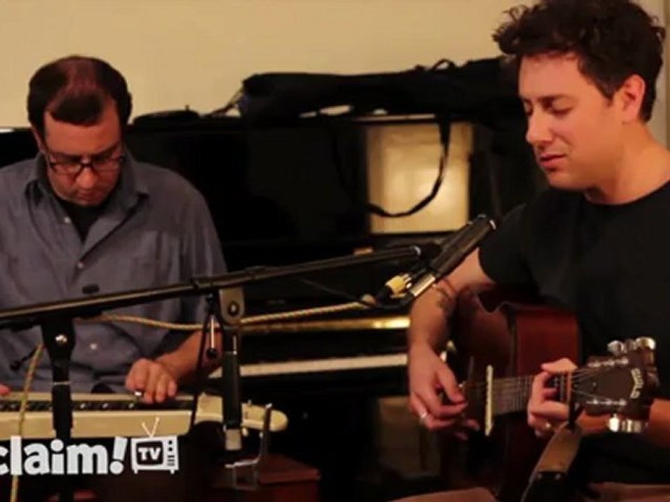 Bry Webb performs "Undertaker" on Exclaim!TV