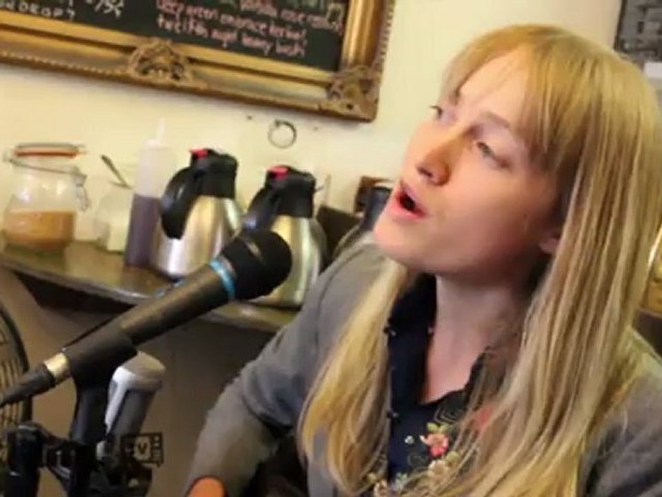 Exclaim! TV: The Weather Station "Came So Easy" Live from Saving Gigi