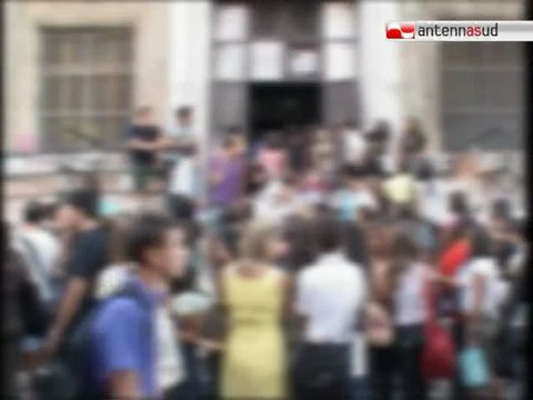 TG 20.09.12 Conversano: attenzioni particolari su alunne, arrestato docente