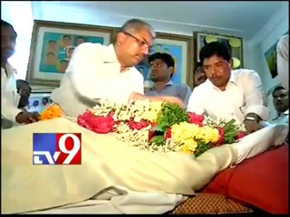CM Kiran pays tribute to Konda Laxman Babpuji