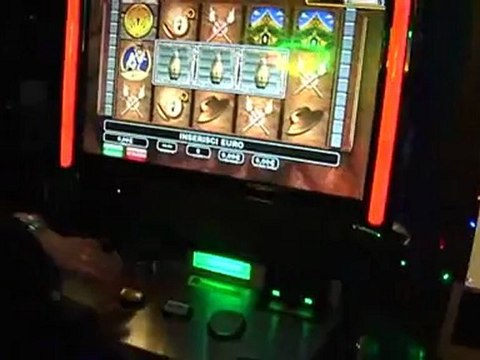 gioca ai videopoker i soldi del padre per sanare i debiti