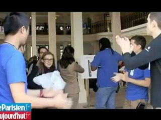 A Paris, les fans de l'iPhone 5 ne reculent devant rien