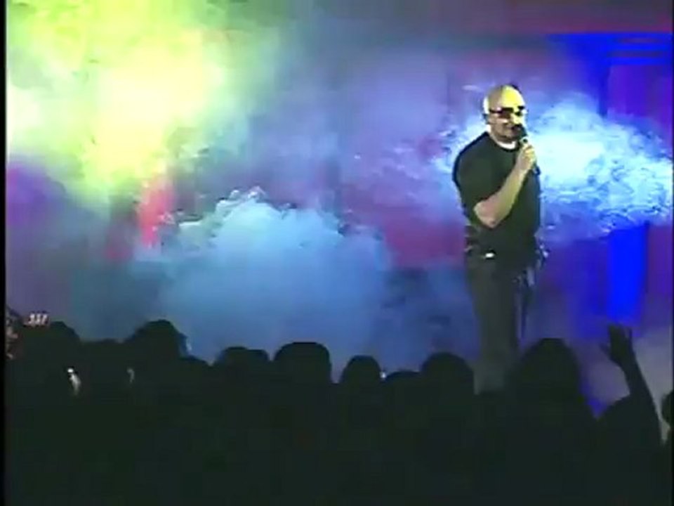 PBC El Atrevido - Un Minuto Mas - Video en Concierto