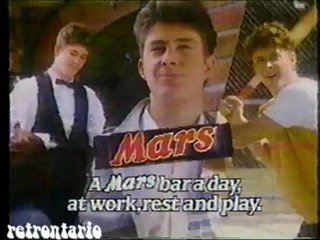 Mars Bar A Day At Work Rest and Play 1985