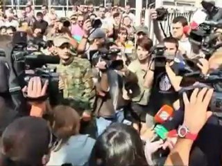 Continúan las protestas en la principal prisión de...