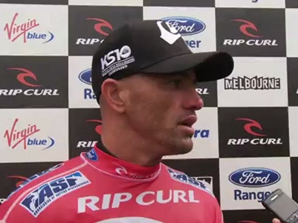 Slater & Parko into RD3 of the Rip Curl Pro Bells 2011