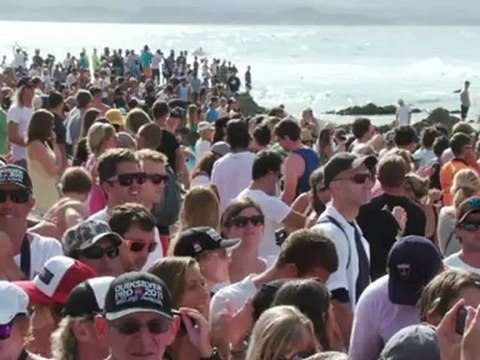 Quik Pro Gold Coast 2011 - FINALS - Kelly Slater Does it Again!