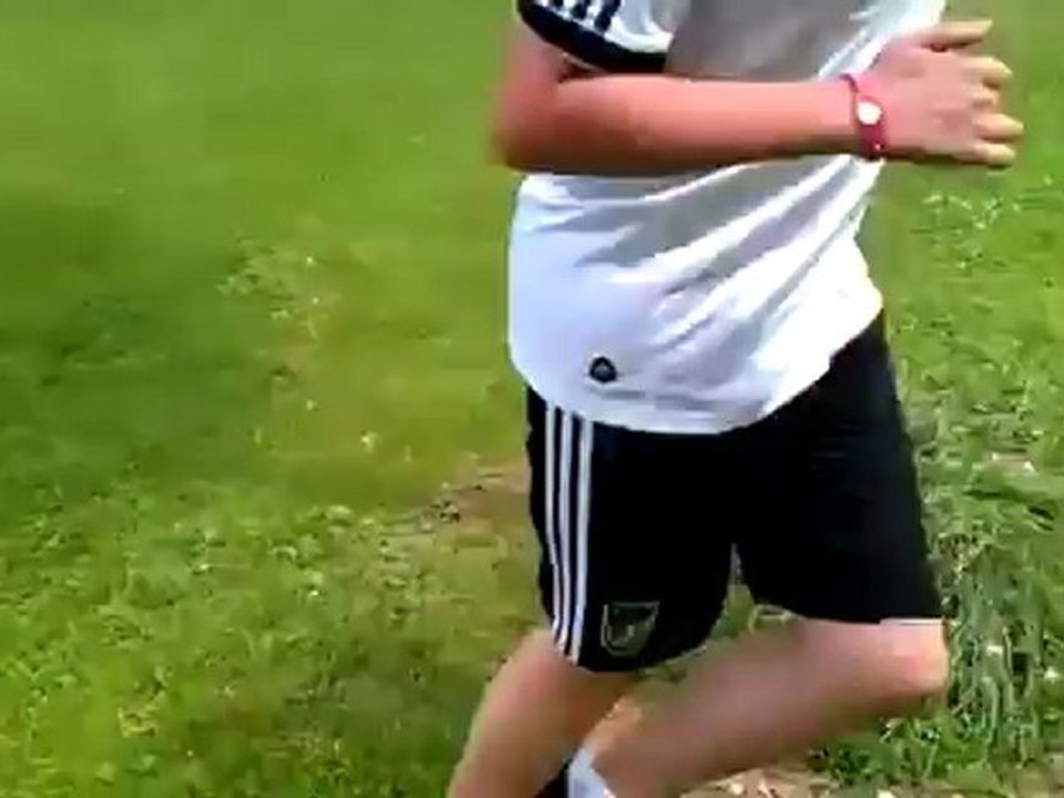 Fußballtricks (Kleine Opfer 6)