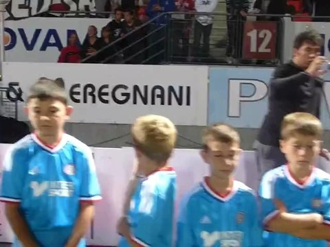 U11 - G.S.V. - Entrée des joueurs ASNL / OM - 2