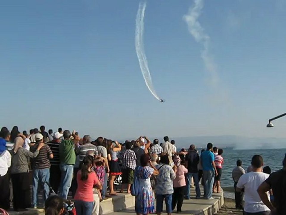 Mor Menekşe Akçay Semalarında 1...