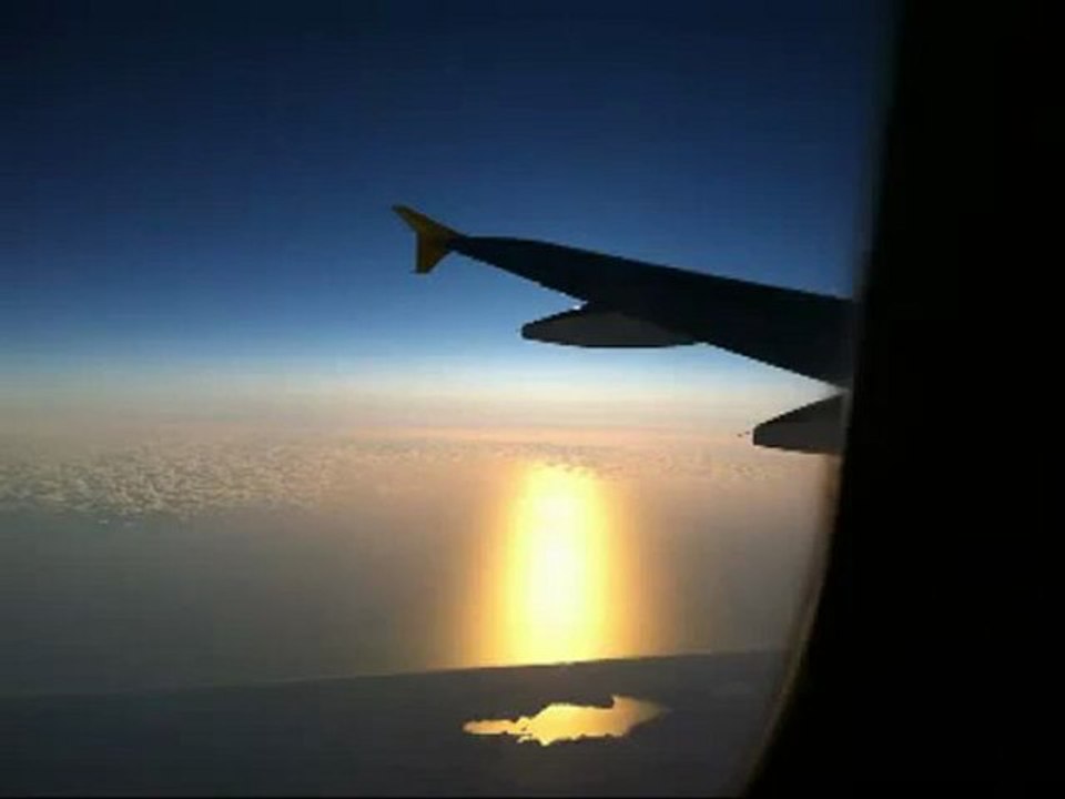 Quand un mirage rencontre un avion de ligne - meets a jet