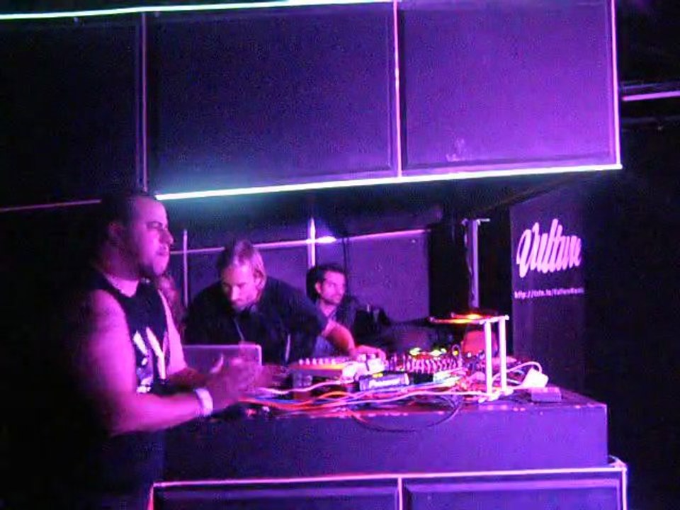 DJ FALCON Live Set 21.09.2012 @ Social Club