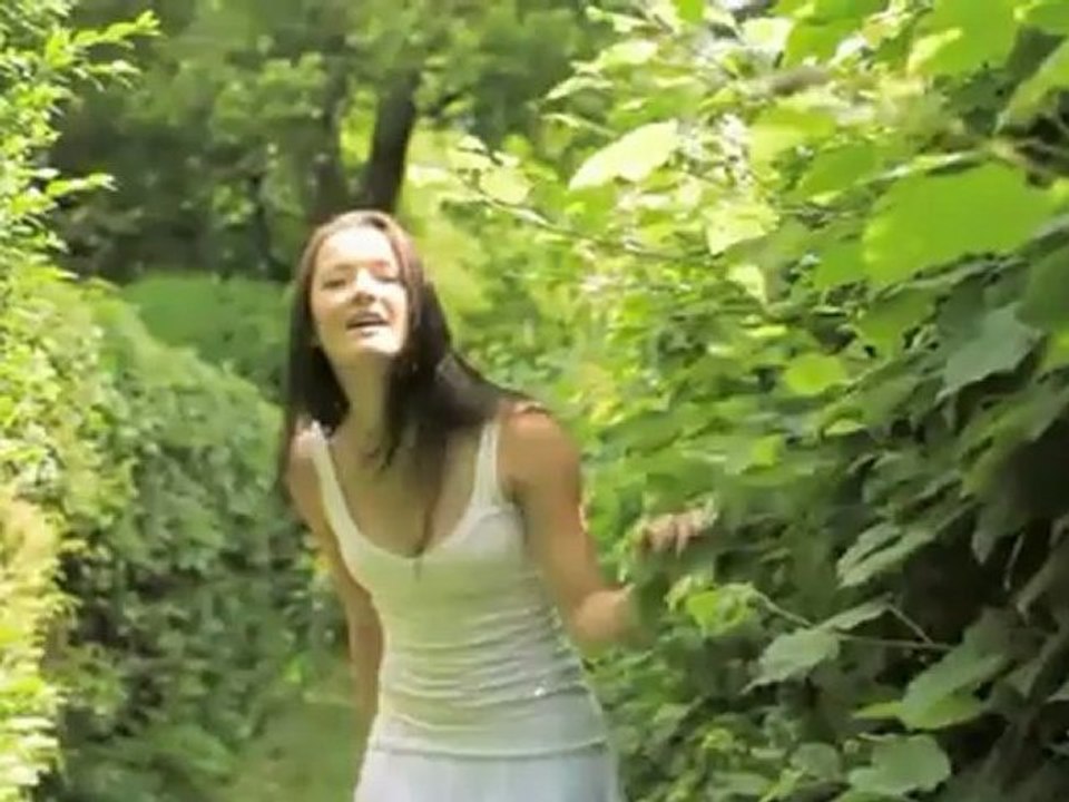 Lolita - Joli Garçon (Official Video)