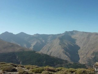 Loma de Papeles-Peña Partida-Lavaderos de la Reina