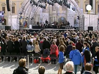 Merkel y Hollande sellan en Alemania los 50 años de...