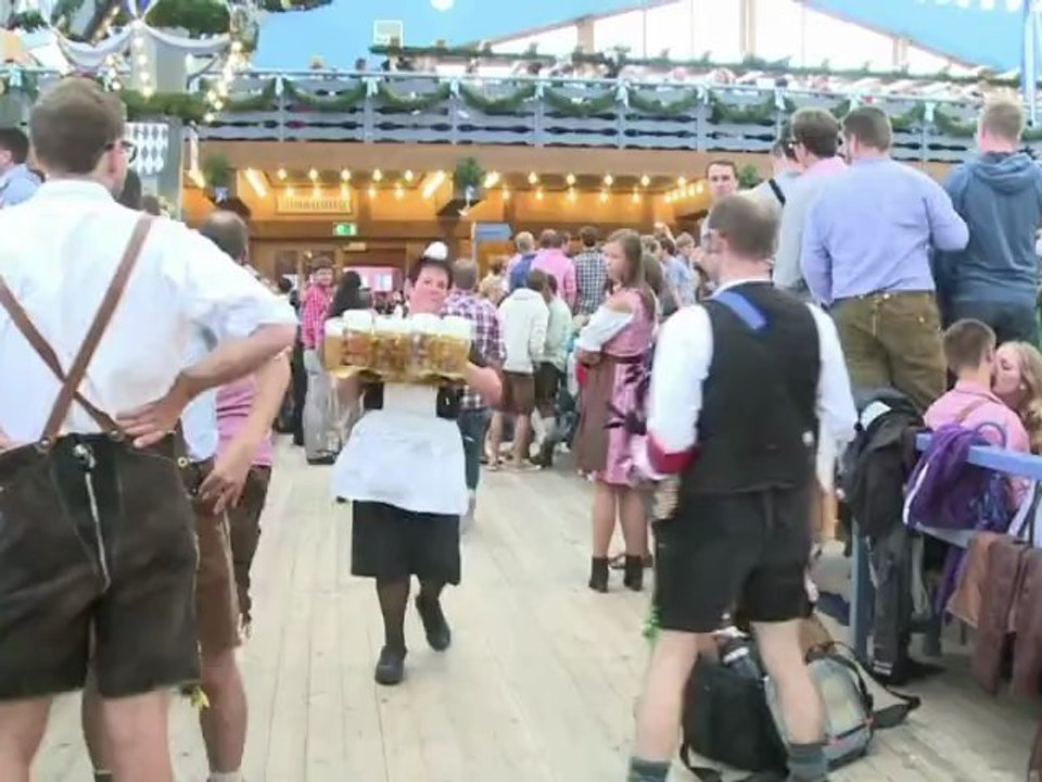 Oktoberfest começa em Munique