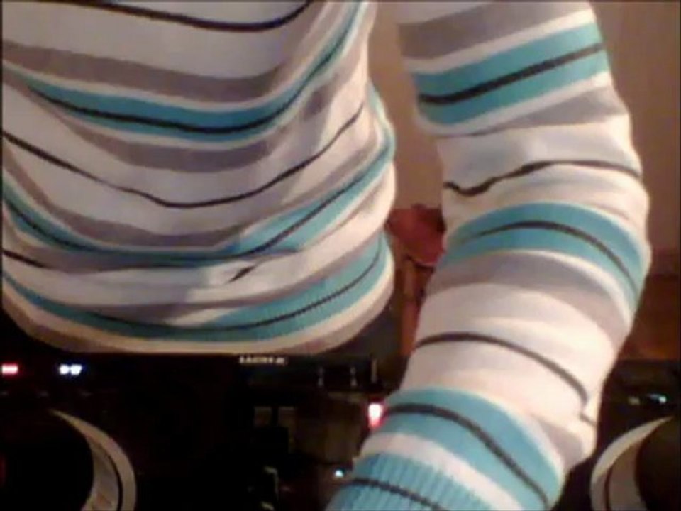 one-shot sur un sample pas trop travailler mais jai essayer de faire un peti ca semble en bonne voie lol