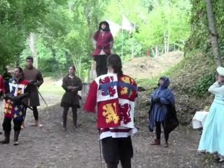 Fête à la Motte castrale de La Clotte (Sud Charente Maritime)