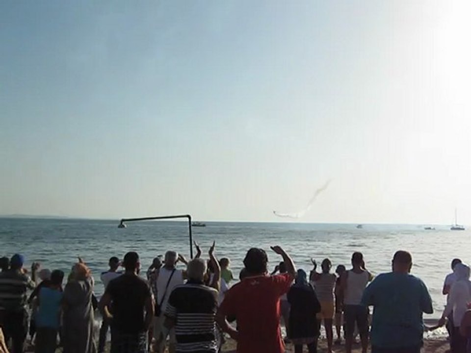 Mor Menekşe Akçay Semalarında 2...