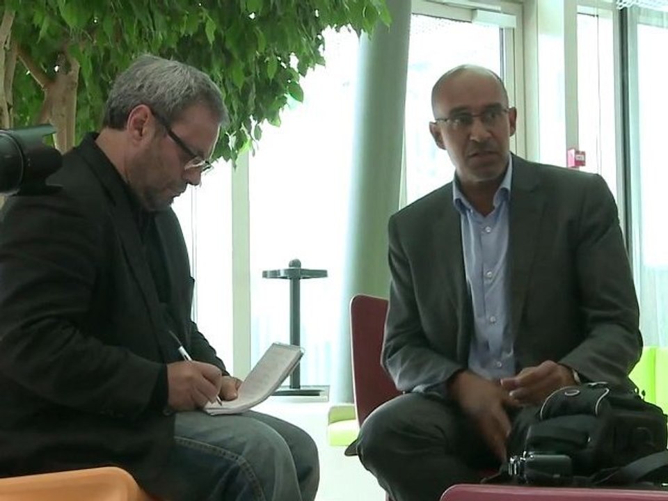 Harlem Désir en Indre-et-Loire: «le gouvernement agit pour répondre aux urgences des Français»