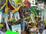 Capriles busca suceder a Chávez