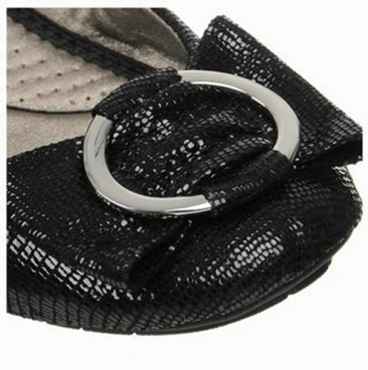 Me Too Women's Liza Flat