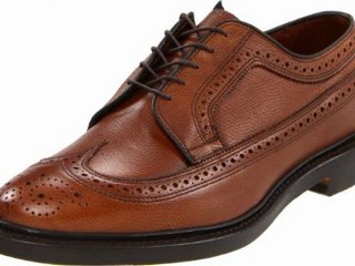 Allen Edmonds Men's MacNeil Wingtip Oxford