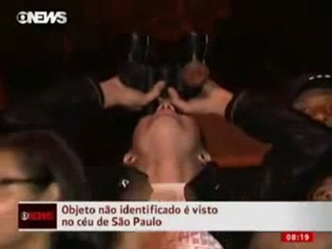 Soucoupe volante lumineuse Brésil San Paulo 2011