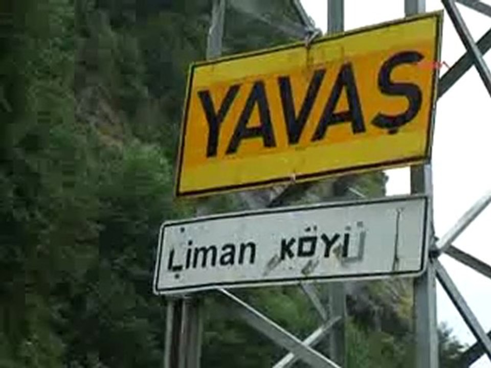 Artvin'de İlginç Bir Üst Geçit