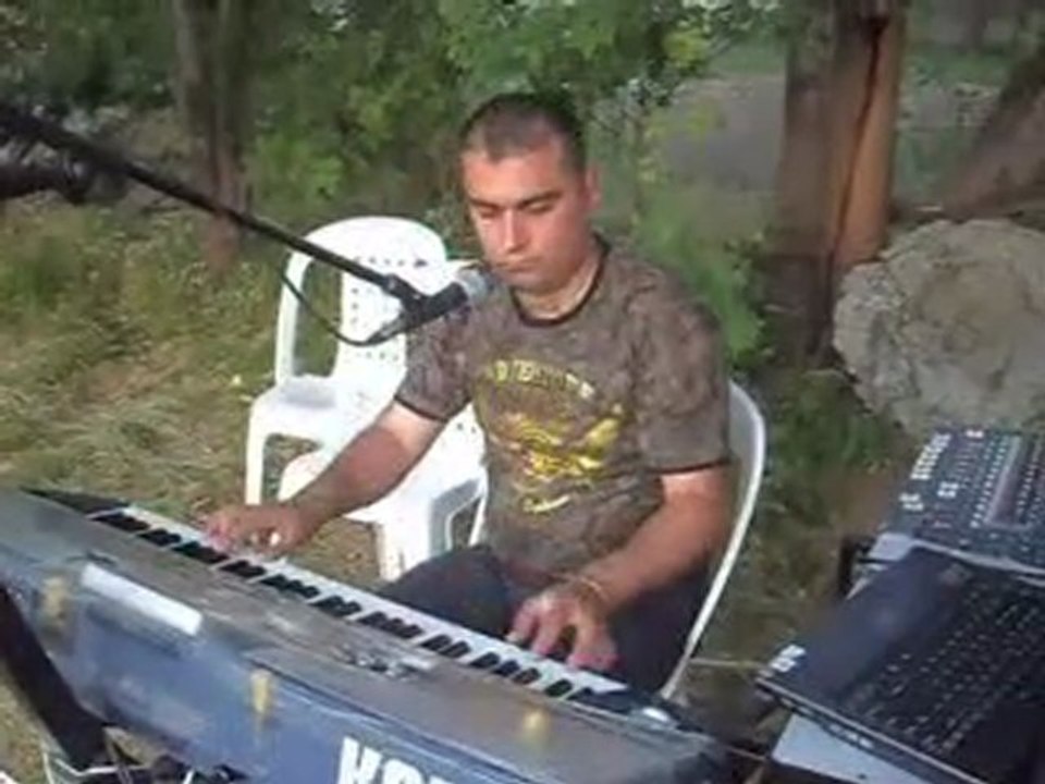 ALİ ELMAS - Yari bana çok gördüler