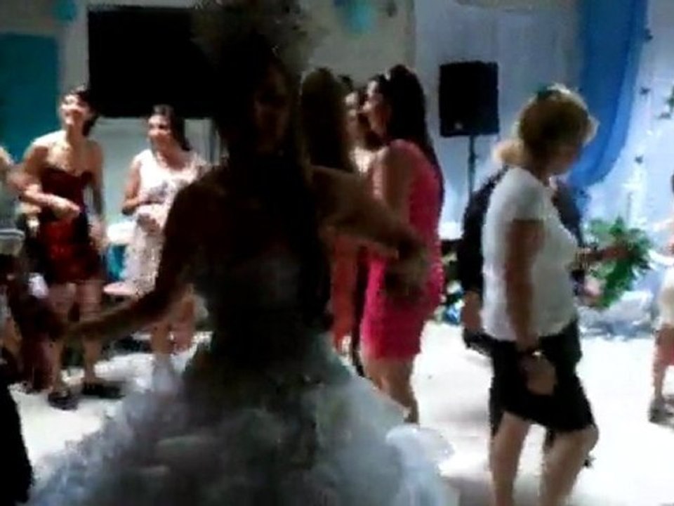 mes tonton kiko et bb avc ma maraine intrain de dancé