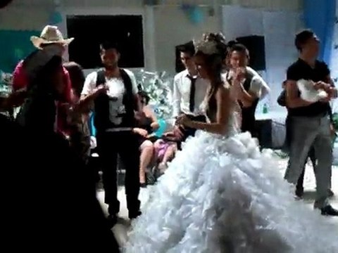 ma couzine tonidia kel dance pr son mariage