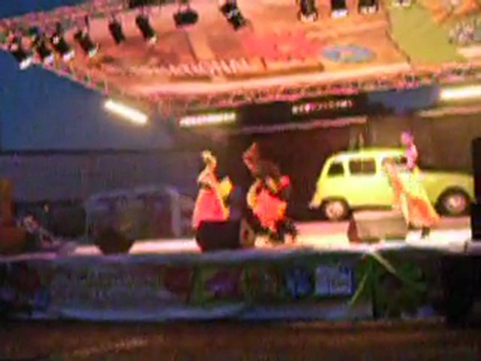 French Cancan sous la pluie.