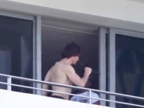 Suri Cruise And Katie Holmes Take To The Pool