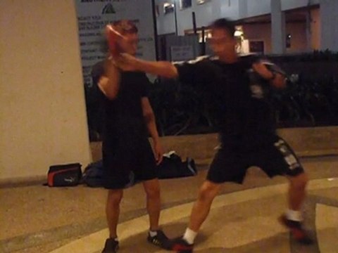 straight lead video analysis -JKD straight lead - Singapore Jeet Kune Do - self defance Martial Art