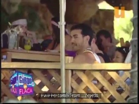 David Zepeda @davidzepeda1 y William Levy comiendo en Acapulco