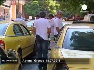 Les taxis grecs bloquent les rues d'Athènes - no comment