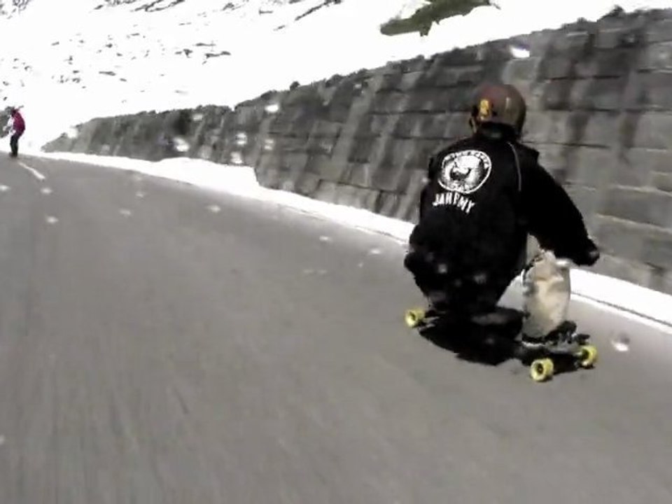 2011 Best Edited Video Contest Winner : Cyril Calgaro