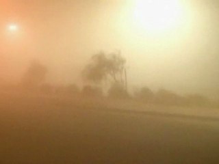 Dust storm engulfs Pheonix