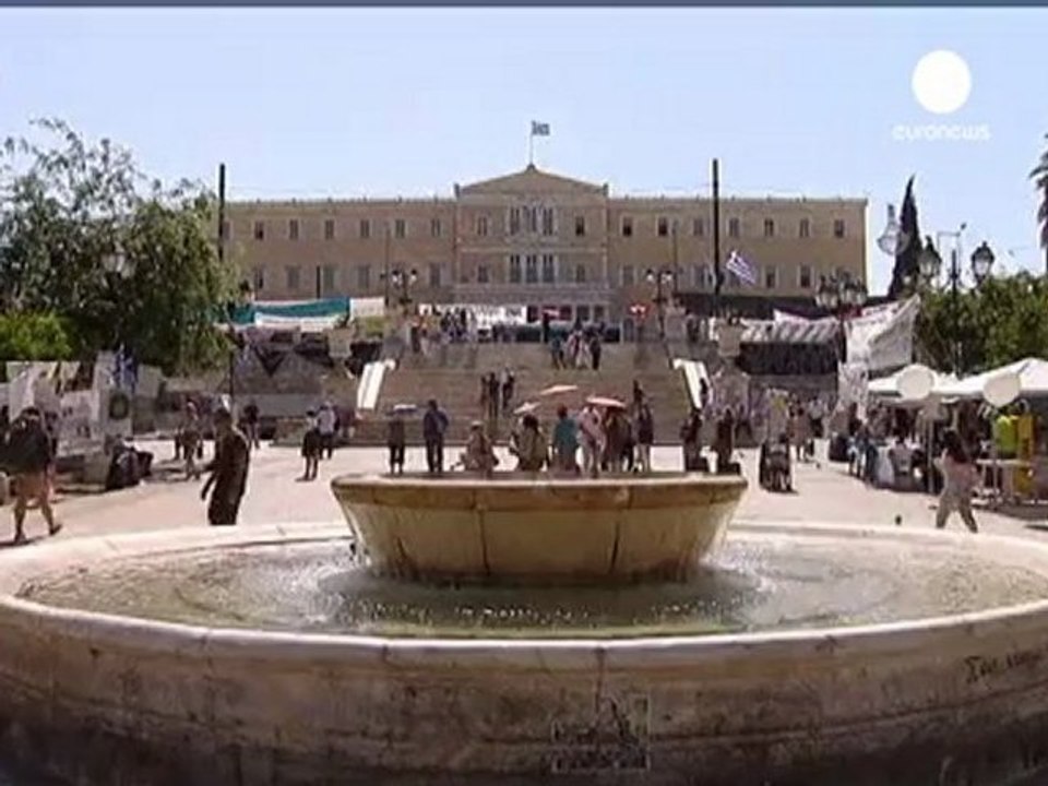 Modest market gains despite eurozone crisis