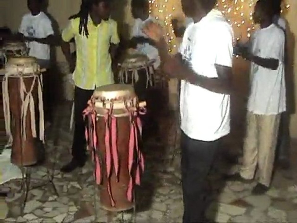 soirée inaugurale de l'association Oubli Sa beut  3 avril 2010 à guédiawaye dakar sénégal