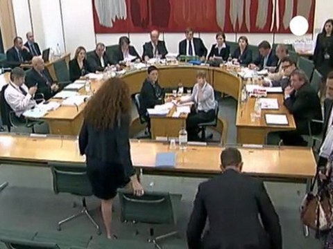 Scandalo-intercettazioni, Mardoch difende il suo impero