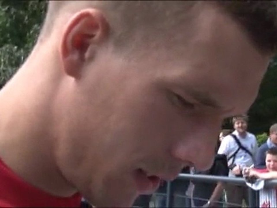 FC Köln: Podolski will Binde nicht hergeben