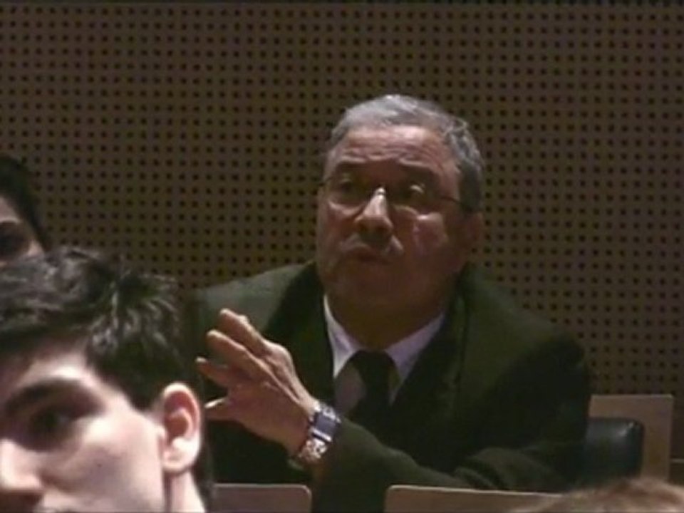 6- Dérives sécuritaires et recul des libertés - questions de la salle