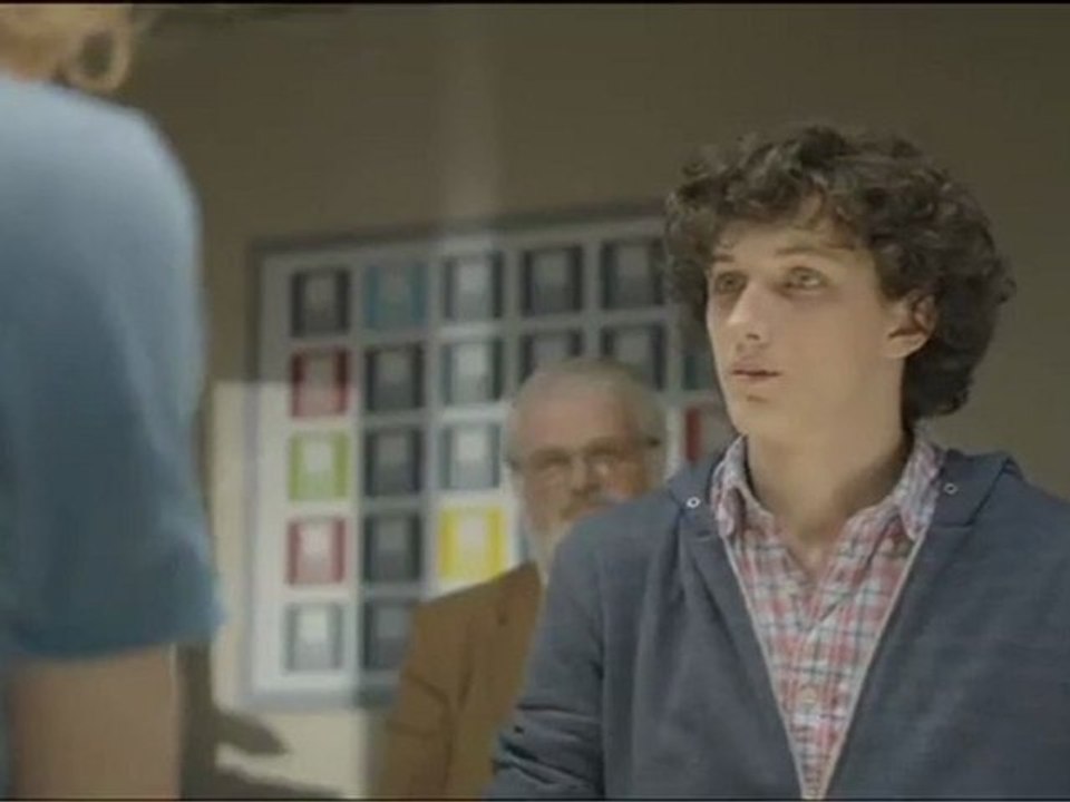 La_Poste_Mobile_Mission_1-agence Dynamite