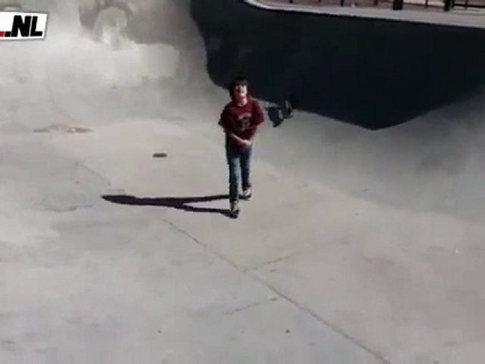 Skateboard fail