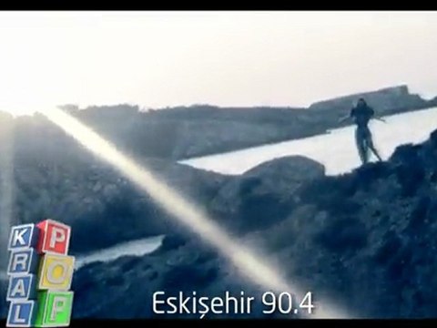 Bana Anlat (Video Clip) - Hande Yener