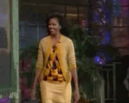 MiCHELLE OBAMA PYRAMiDE iLLUMiNATi