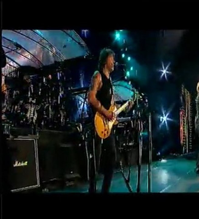 Bon Jovi 2011 Athens - Born To Be My Baby & We Weren't Born to Follow