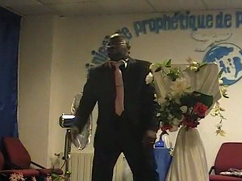 2eme jour de seminaire en italie: une predication dechainée contre satan et ses agents:nous avons la victoire